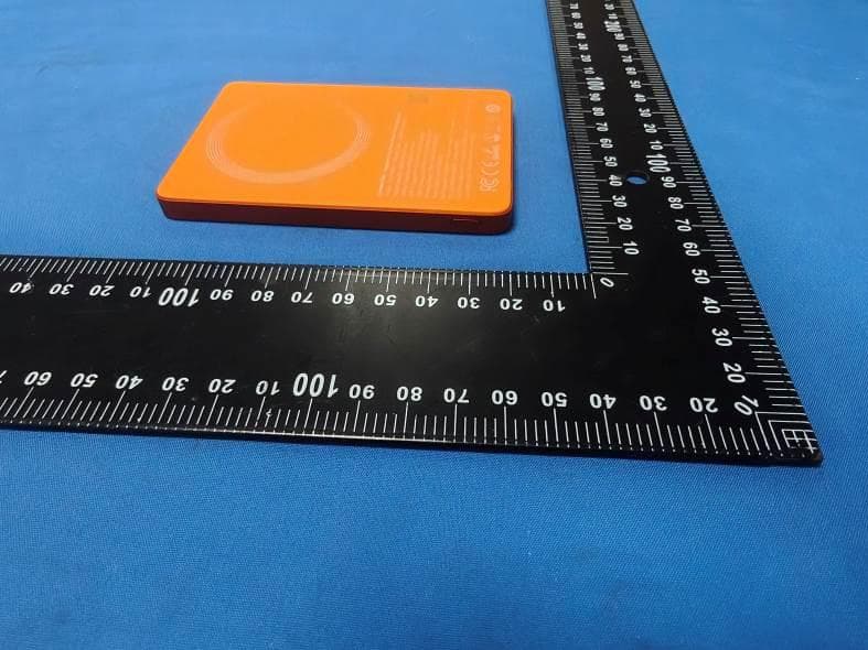 CHONGYUE FirstSight Power Bank 5000mAh - FCC ID 2BWC4-CY1MX05A - Shenzhen Yihai New Energy Technology Co., Ltd. (3)