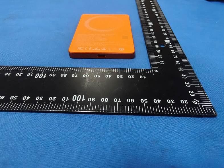 CHONGYUE FirstSight Power Bank 5000mAh - FCC ID 2BWC4-CY1MX05A - Shenzhen Yihai New Energy Technology Co., Ltd. (2)