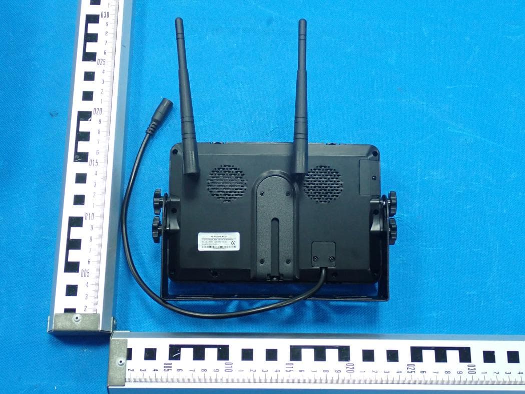 Vehicle monitoring display - FCC ID 2BWCS-MONITOR - Shenzhen Jucheng Video Communication Co., Ltd (2)