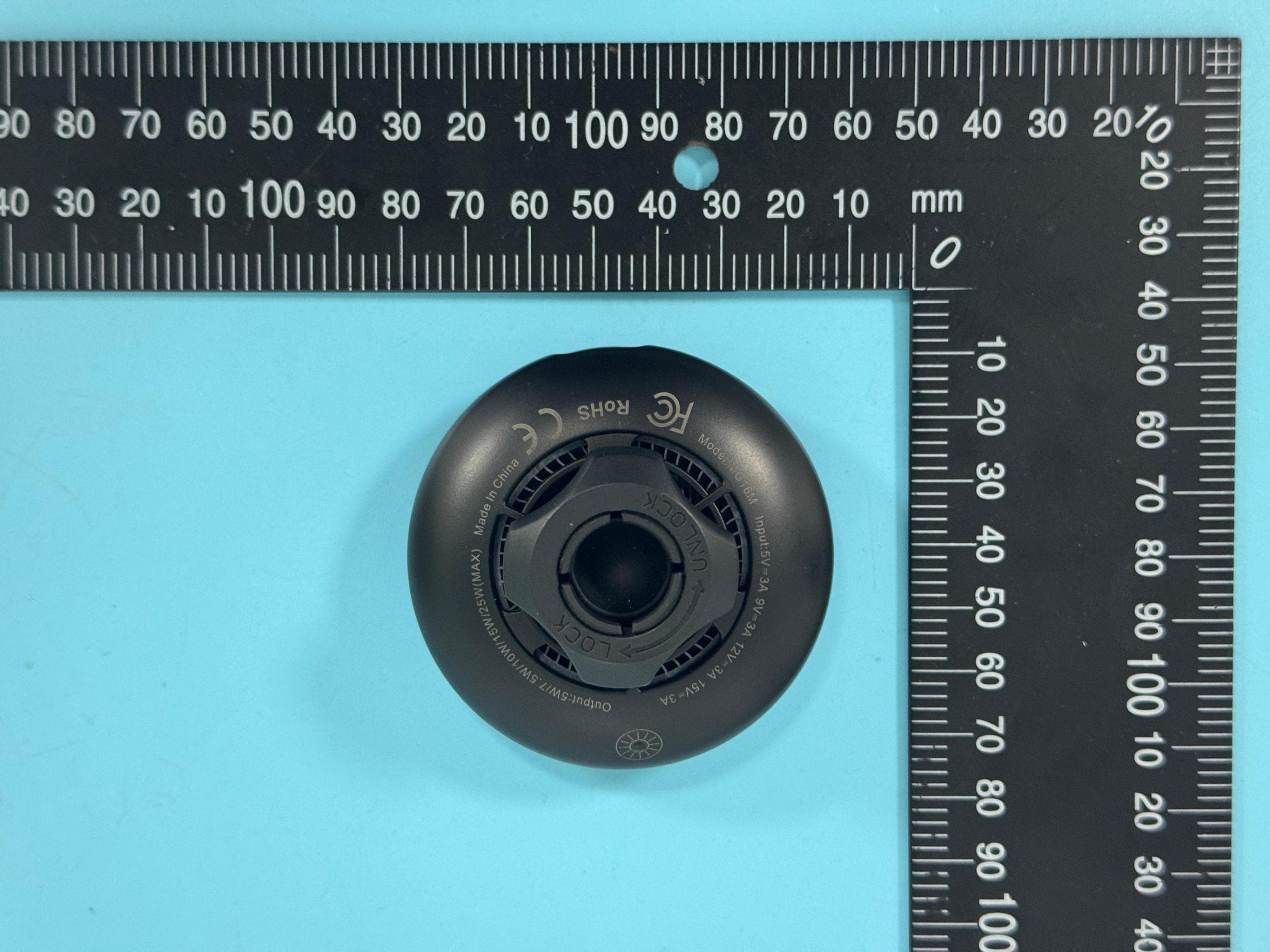 MAGNETIC COOLING WIRELESS CHARGER - FCC ID 2BWDJ-MG16M - Shenzhen Kufan Trading Co.,Ltd.