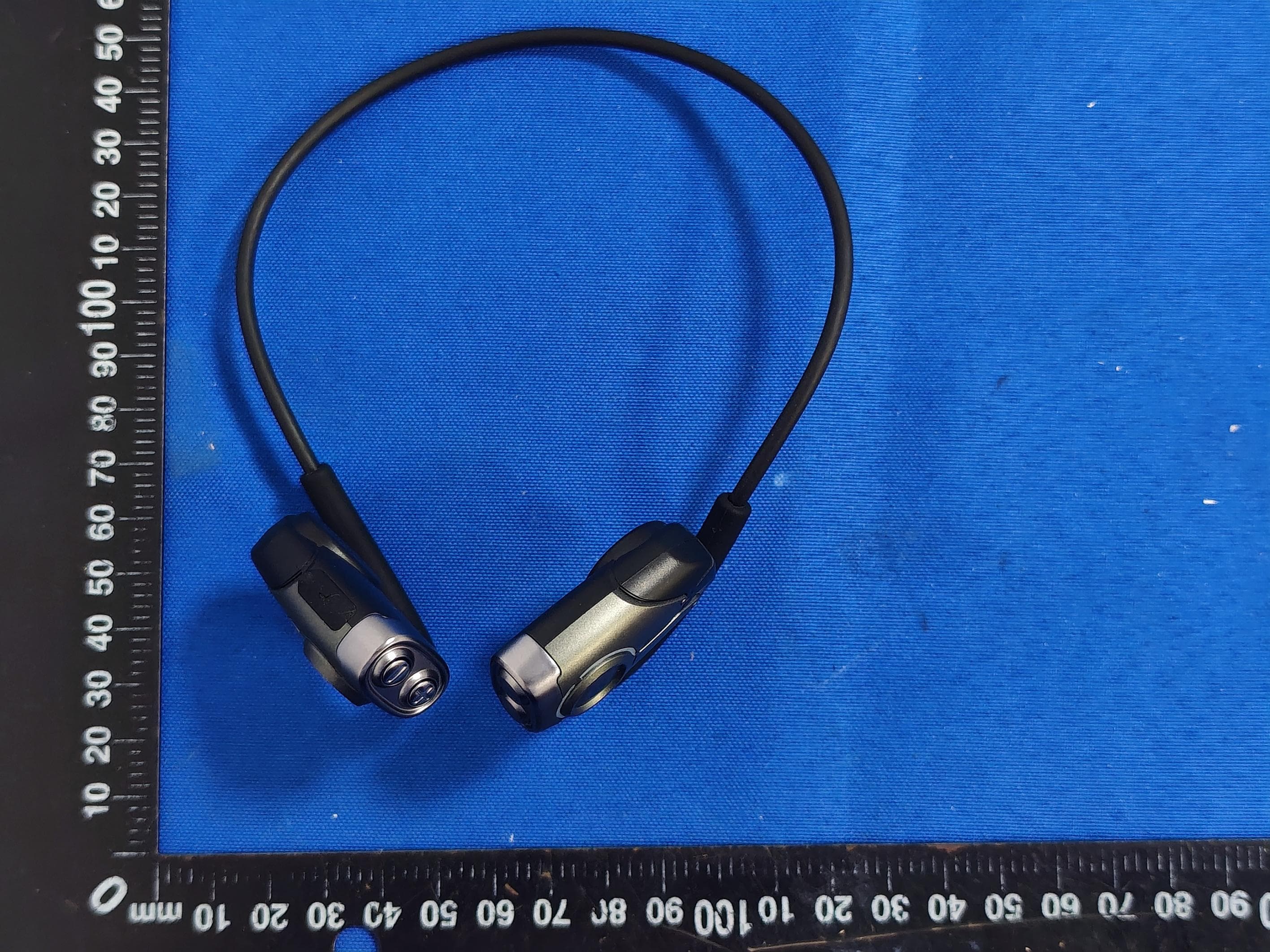Open Ear Headphones - FCC ID 2BWEP-EXTREMEREALM - Shenzhen Qilian Electronics Co., Ltd. (3)
