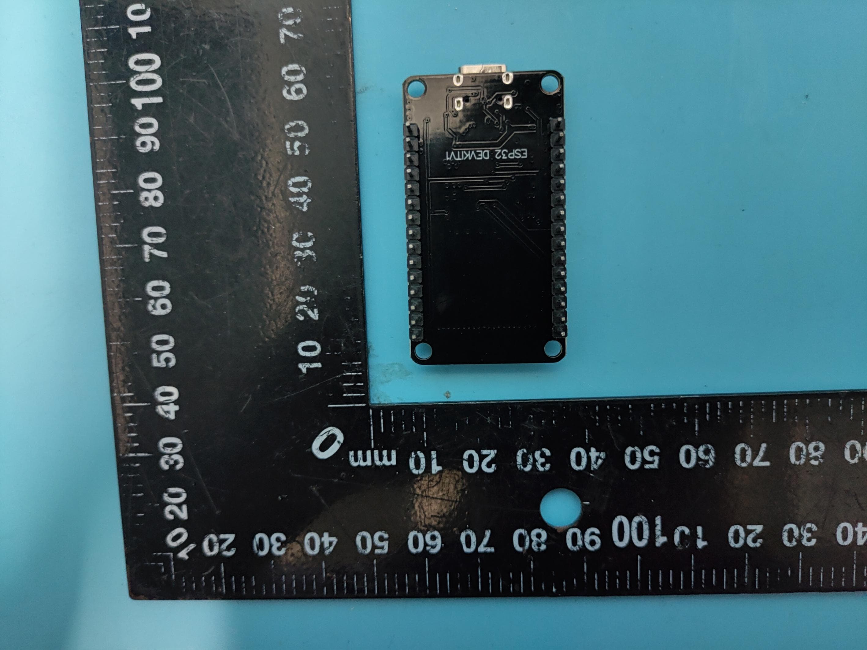 ELEGOO ESP-32 Development Board - FCC ID 2BWK7-EL-SM - Shenzhenyingfengdamaoyiyouxiangongsi (2)