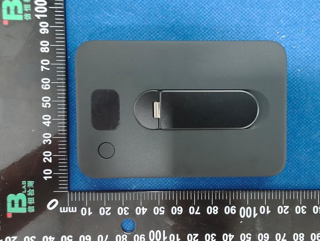 Limitless Ultra Slim 5,000mAh Magnetic Wireless Power Bank - FCC ID 2BWLC-LIM-5KMSPB - LIMITLESS INNOVATIONS, INC.