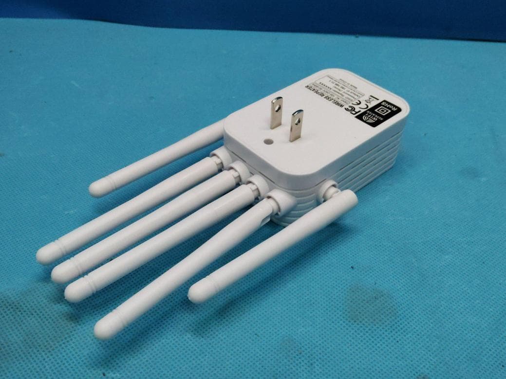 signal amplifier - FCC ID 2BWLU-0085 - Guangzhou Manjin E-Commerce Co., Ltd. (2)
