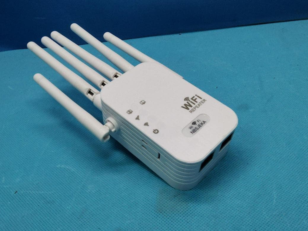 signal amplifier - FCC ID 2BWLU-0085 - Guangzhou Manjin E-Commerce Co., Ltd. (3)