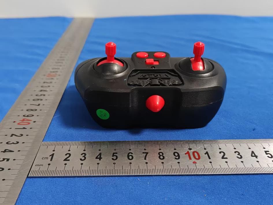 TOYS SERIES - FCC ID 2BWME-CV-B903 - SHANTOU WEISHENGDA TOYS CO.,LTD (3)