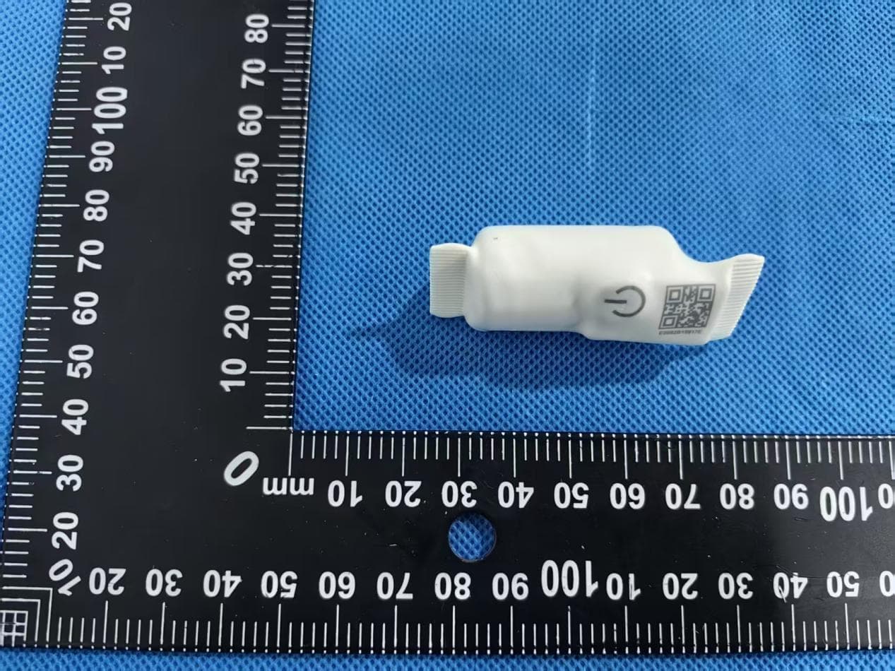 Tracker - FCC ID 2BWN3-S3 - Shenzhen Qingju Information Technology Co., Ltd. (3)