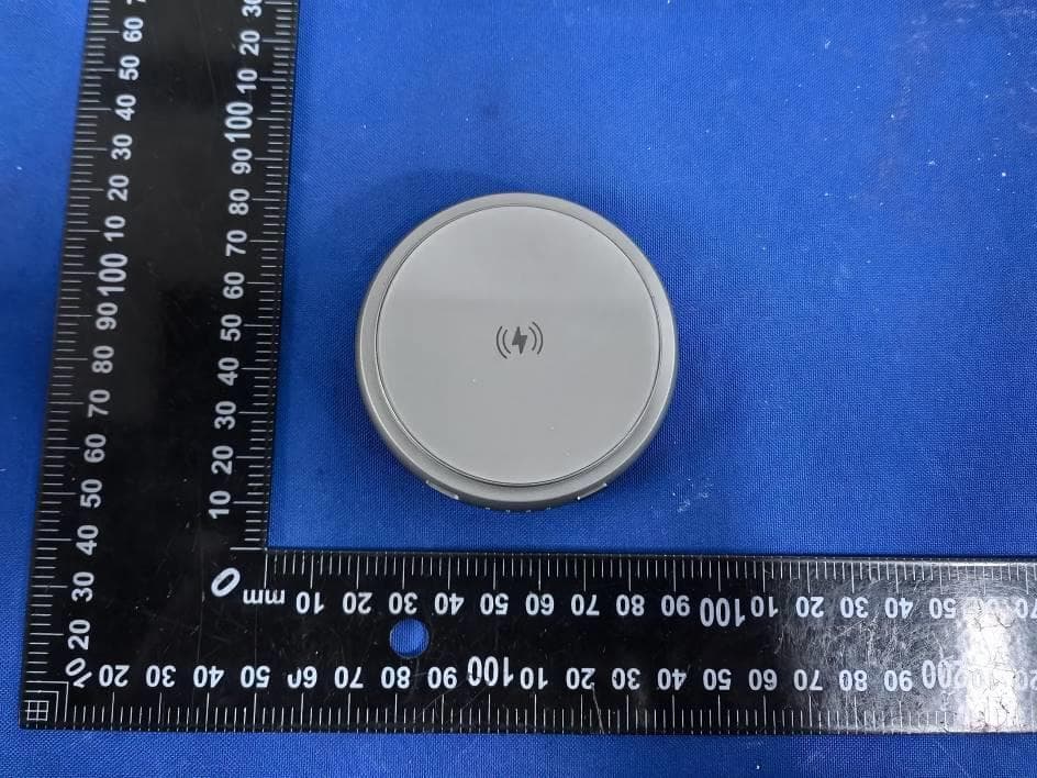 PETL MagSafe Battery - FCC ID 2BWNZ-PETL2PLUS - GOPETL LLC (3)