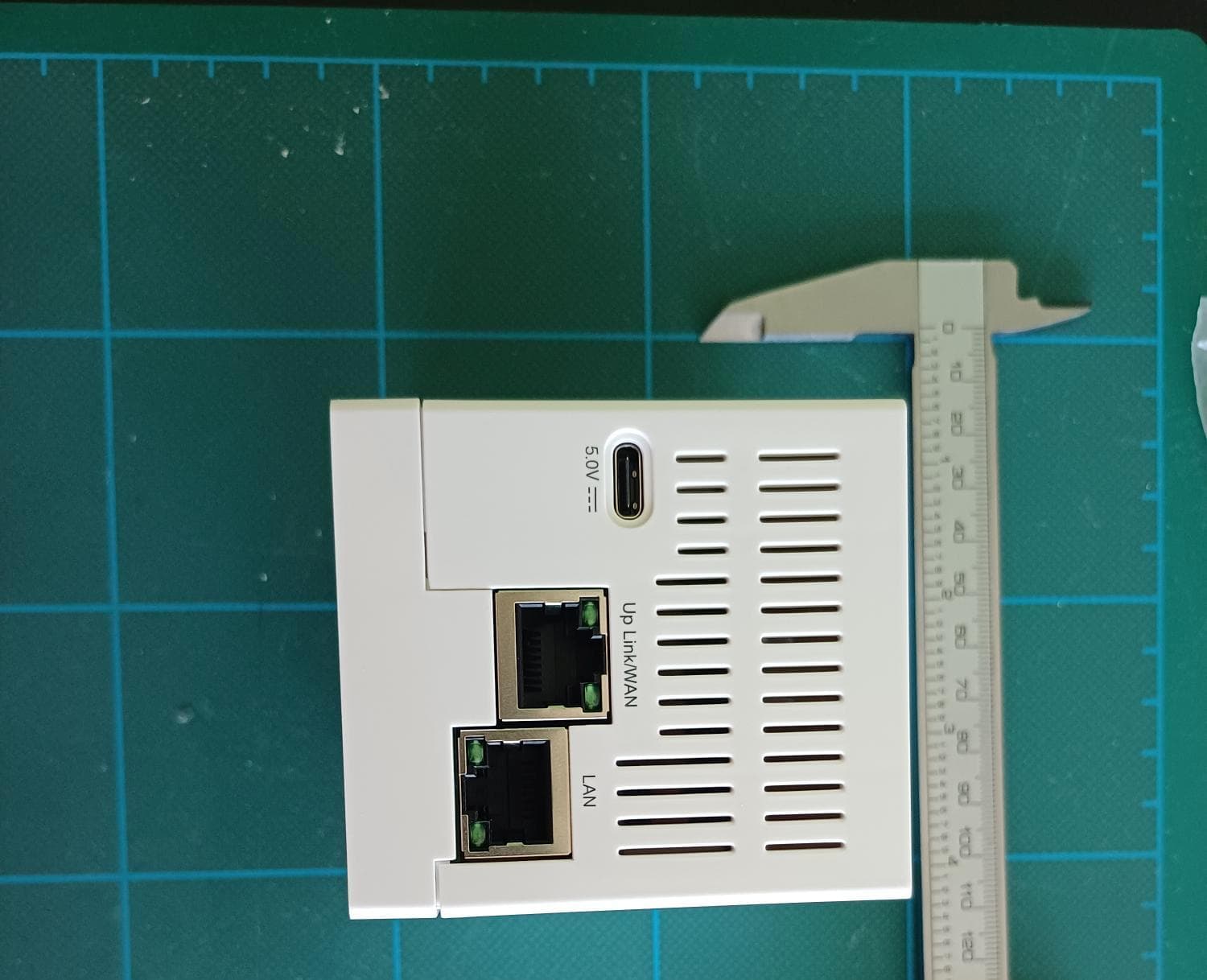 Energy Intelligence Control Unit - FCC ID 2BWOYYSAH211111 - Schneider Electric USA Inc