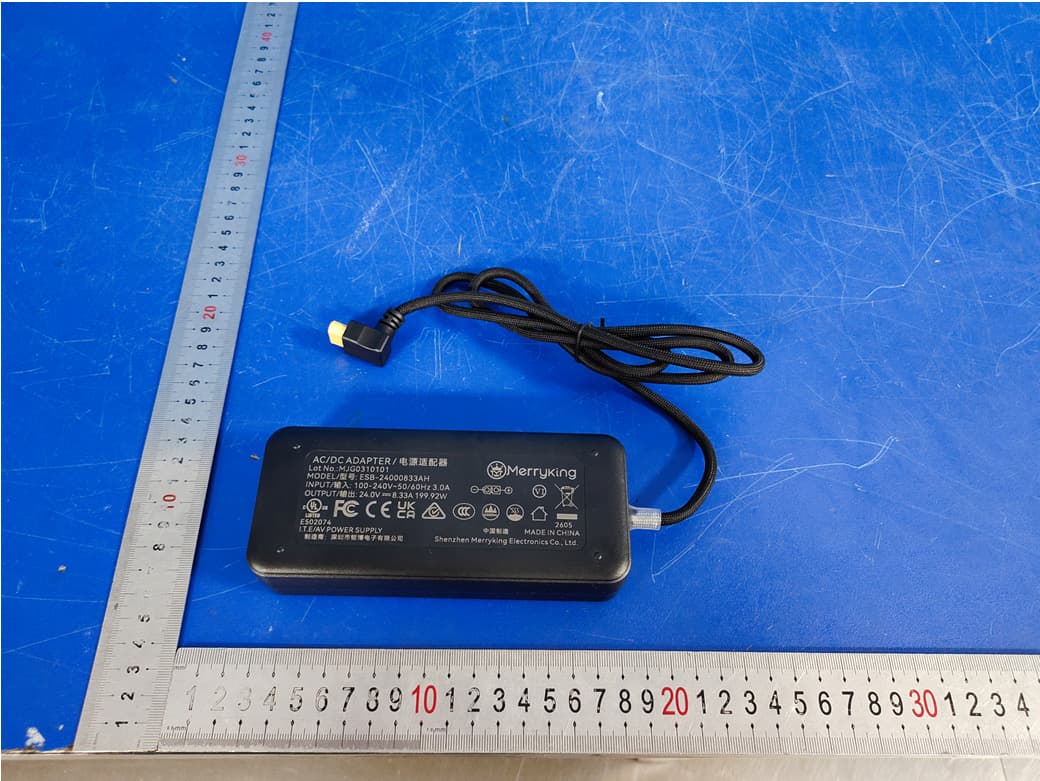 Smart Pet Bed - FCC ID 2BWW3-000X - Jiaxing Mengji Group Co., Ltd.