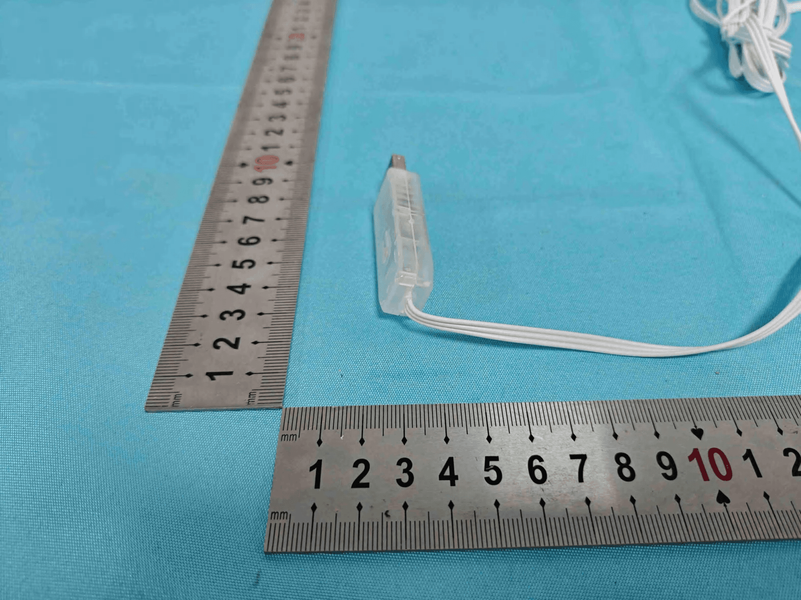USB Neon Light Strip - FCC ID 2BWWC-LIGHT006 - Dongguan Lixing Lighting Co., Ltd. (5)