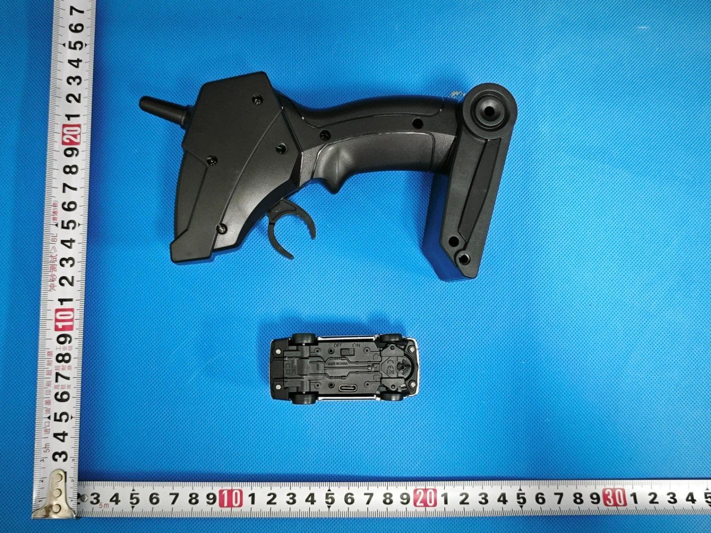 Remote control toy car - FCC ID 2BWWO-YGY1120 - Shantou Chenghai Yegao Toys Factory