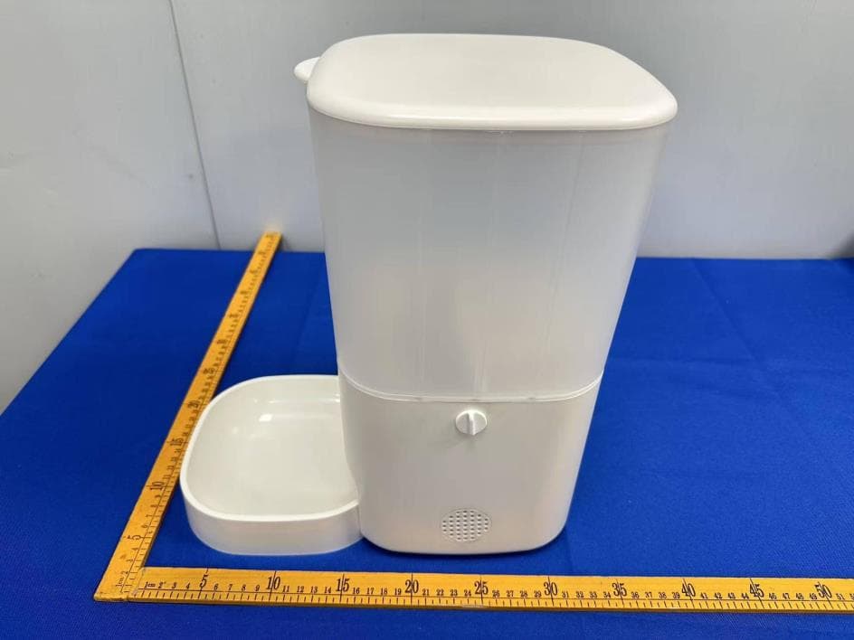 Pet Intelligent Feeder - FCC ID 2BX47-CW-M6 - Shenzhen PetCanTalk Smart Technology Co., Ltd. (4)