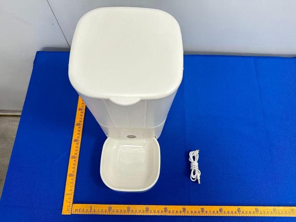 Pet Intelligent Feeder - FCC ID 2BX47-CW-M6 - Shenzhen PetCanTalk Smart Technology Co., Ltd. (3)