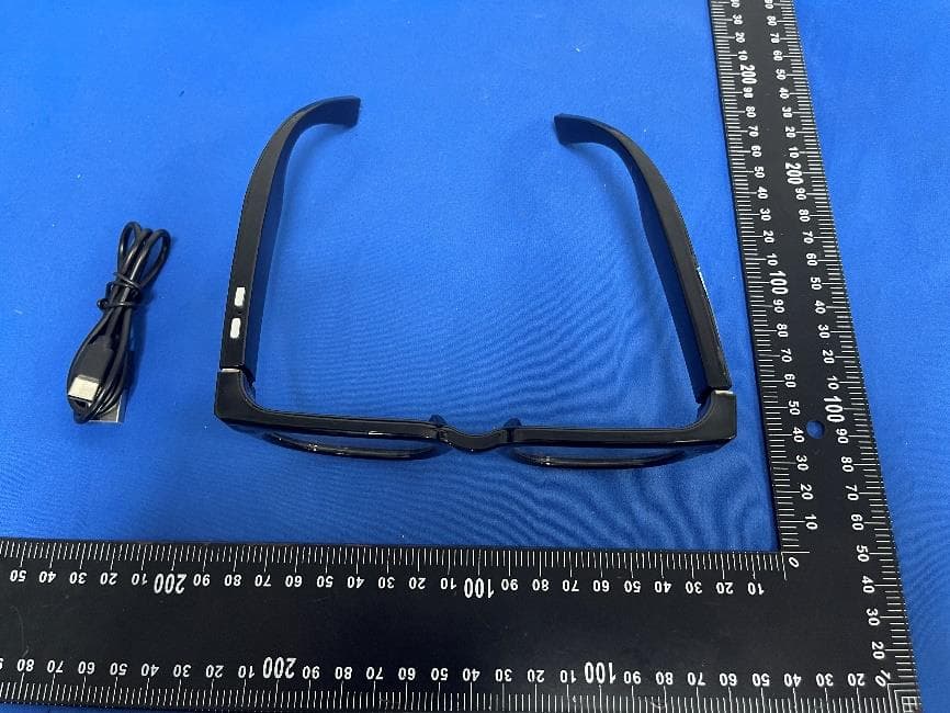 NIMOU AI Glasses - FCC ID 2BXD5-CANDLEV - Beijing Baolu Technology Co., Ltd. (5)
