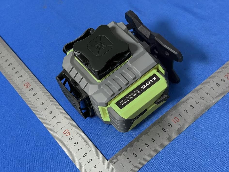 Laser Level - FCC ID 2BXDI-KLS-D813 - Changzhou Kailaisi Instrument Co.,Ltd (2)