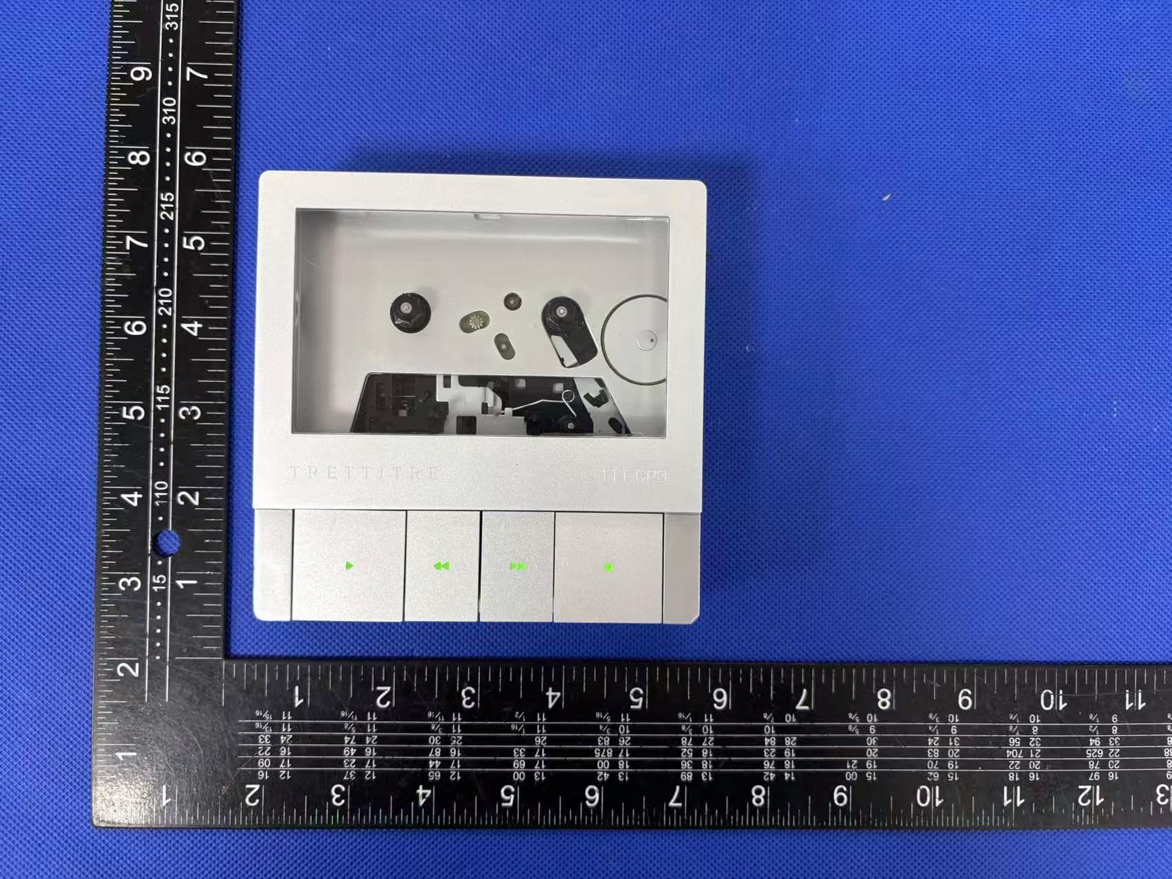 Bluetooth Stereo Cassette Player - FCC ID 2BXE8-TTT-CP3 - SHENZHEN TRETTITRE TECHNOLOGY CO., LTD