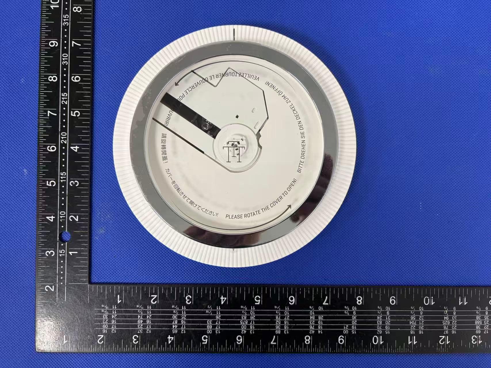 Bluetooth CD Player - FCC ID 2BXE8-TTT-DP3 - SHENZHEN TRETTITRE TECHNOLOGY CO., LTD