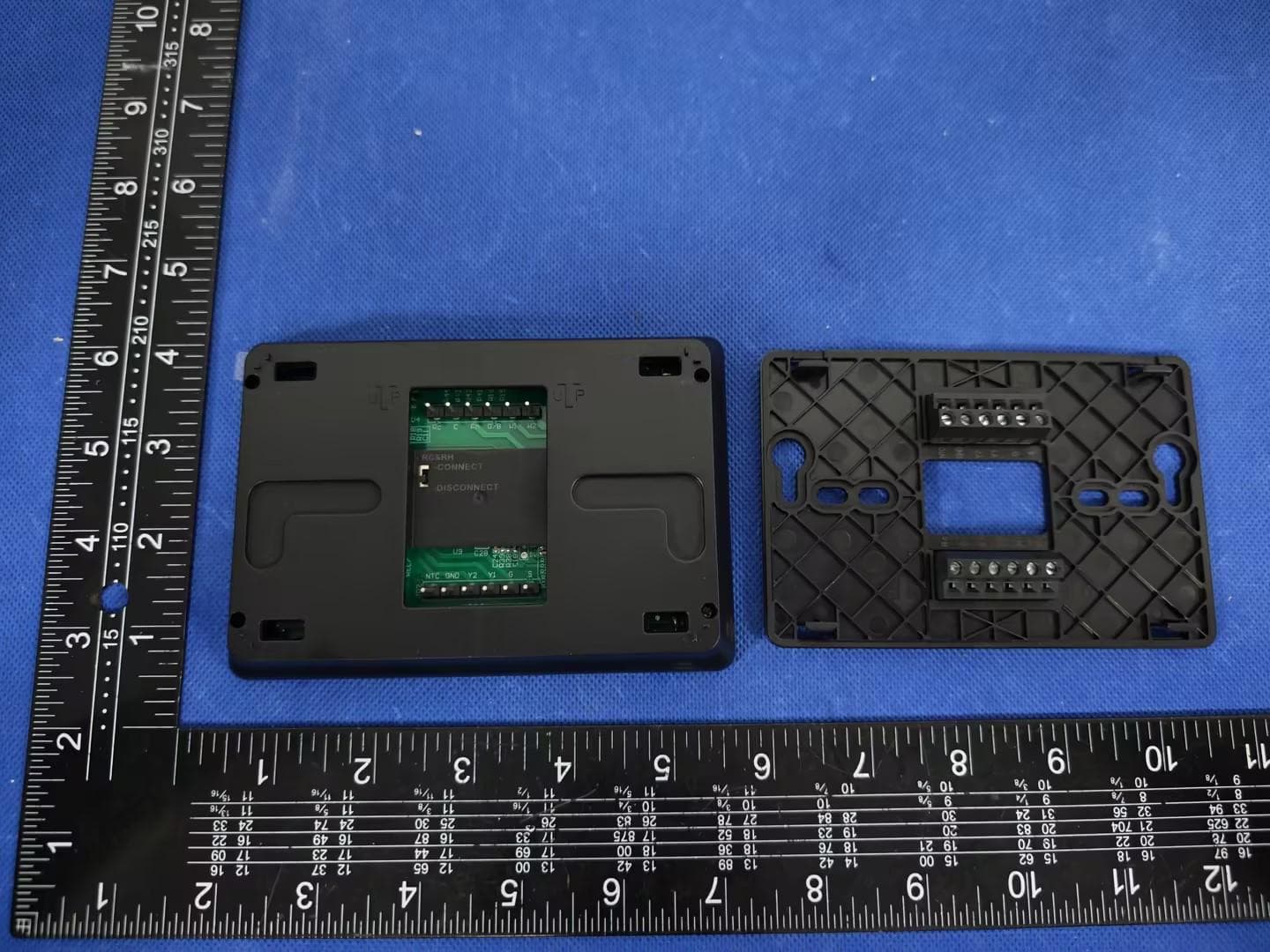 Smart Wi-Fi Programmable Thermostat - FCC ID 2BXGQ-EHP-001 - Zhuhai Edison Energy-saving Technology Co., Ltd.