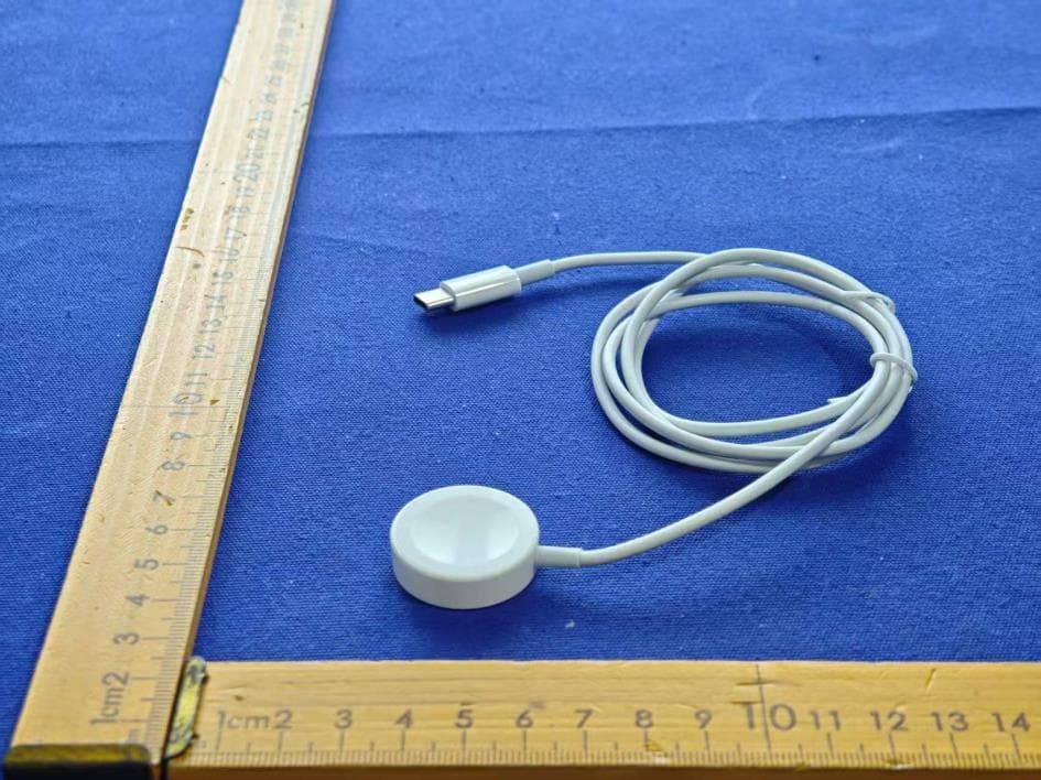 Watch Wireless Charger - FCC ID 2BXIR-T23UA - Dongguan Hexun Technology Co. , Ltd. (4)