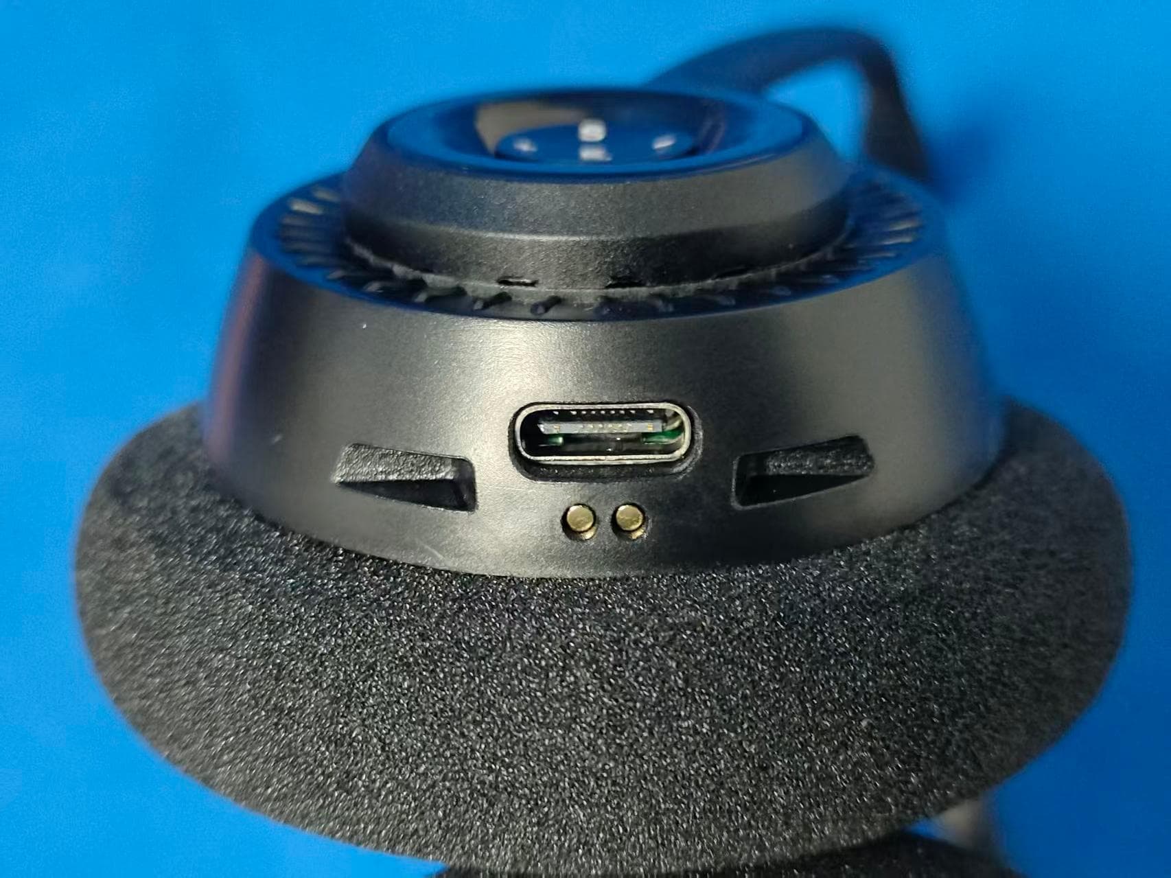 Wireless Headset - FCC ID 2BXIZ-BT108 - Shenzhen Beien Communications Technology Co., Ltd. (3)