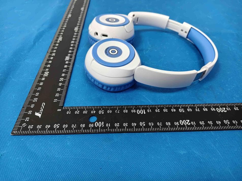 Headphones - FCC ID 2BXJW-T2 - HONGKONG BAOKANGDA LIMITED (4)
