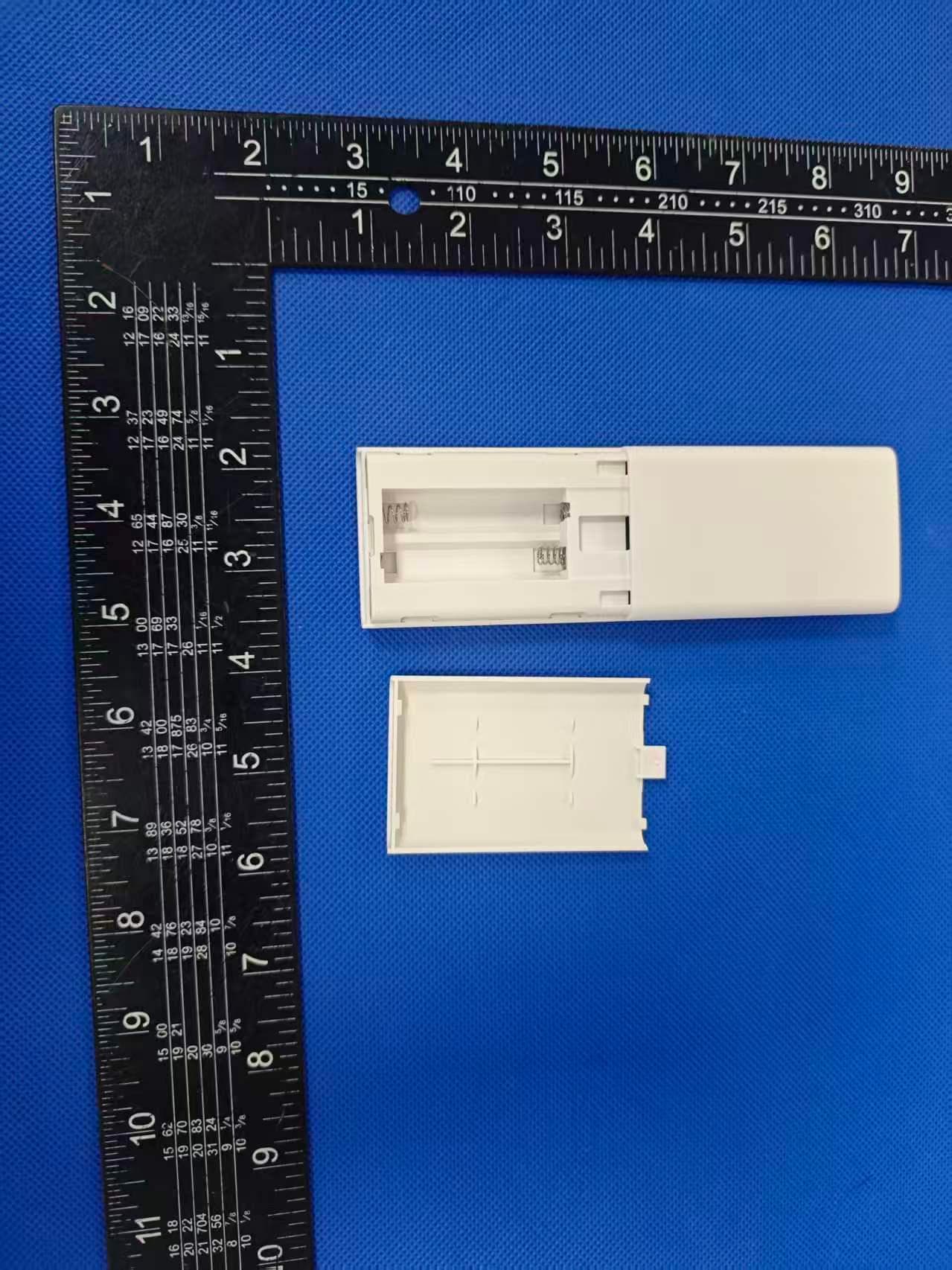 Remote control - FCC ID 2BXKI-J2 - Zhongshan Qiaorui Optoelectronic Technology Co., Ltd. (3)