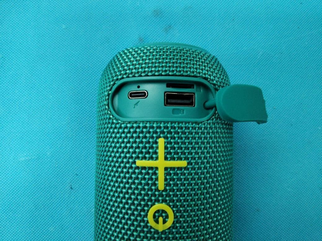 WIRELESS SPEAKER - FCC ID 2BXMO-T01 - Shenzhen Kuailedi Trading Co., Ltd.