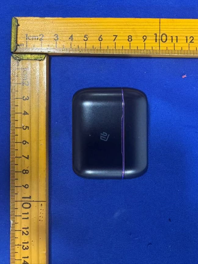 Bluetooth Earphones - FCC ID 2BXMY-A1X - YUN GRACE TECHNOLOGIES LLC (4)