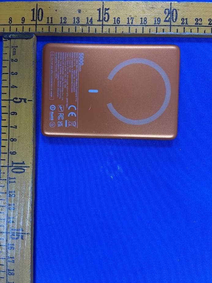 Ultral Slim Magnetic Wireless Powerbank V12 - FCC ID 2BXN8-V12 - Shenzhen Votaix Technology Co.,Ltd (4)