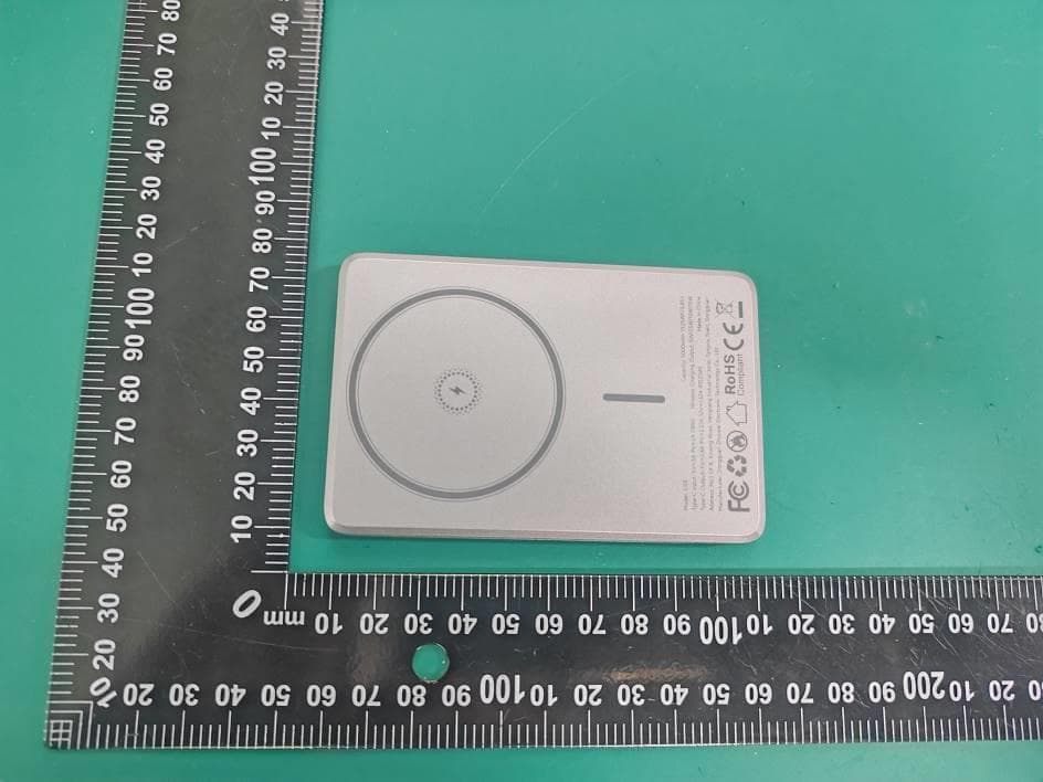 Magnetic Wireless Charging Power Bank - FCC ID 2BXOR-C08 - Shenzhen Zhuopai Digital Technology Co.,Ltd
