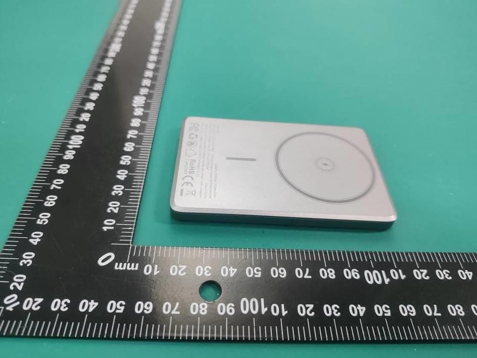 Magnetic Wireless Charging Power Bank - FCC ID 2BXOR-C08 - Shenzhen Zhuopai Digital Technology Co.,Ltd (3)