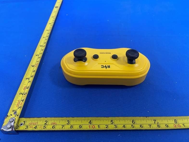 remote controlled toys - FCC ID 2BXOW-XD2601 - Shantou Jushang Toys Co., Ltd. (3)