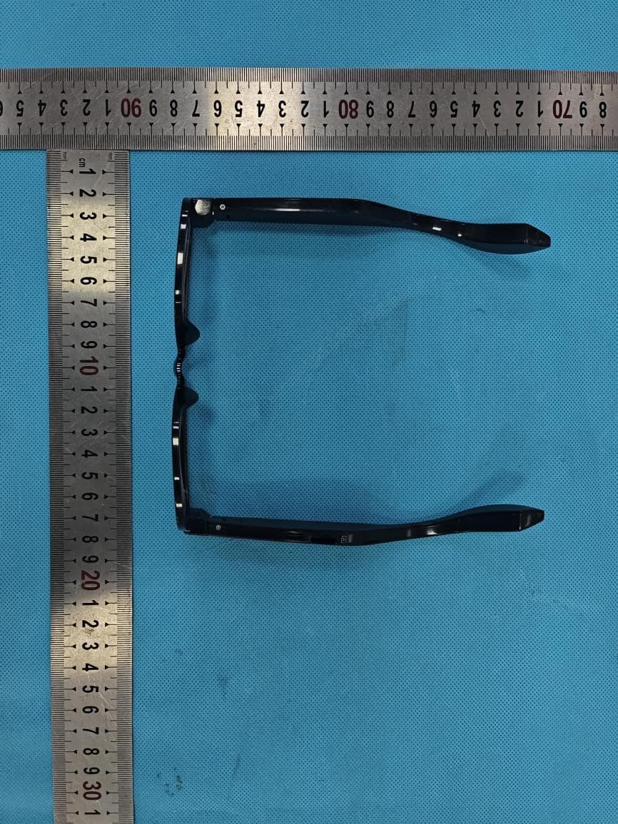 AI Glasses - FCC ID 2BXRF-AIGLASSES - Teng Yicheng (Chongqing) Communication Equipment Co., Ltd.