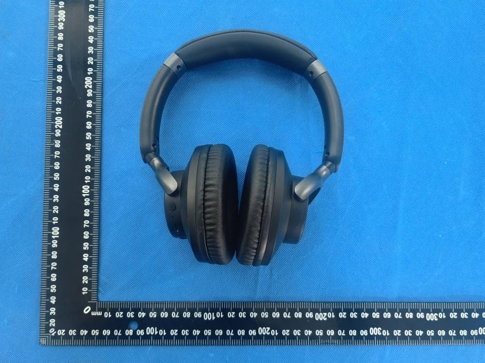 Over-ear Headphones - FCC ID 2BXTU-A700S - Shenzhen Tianji Chuangke Information Co., Ltd. (3)