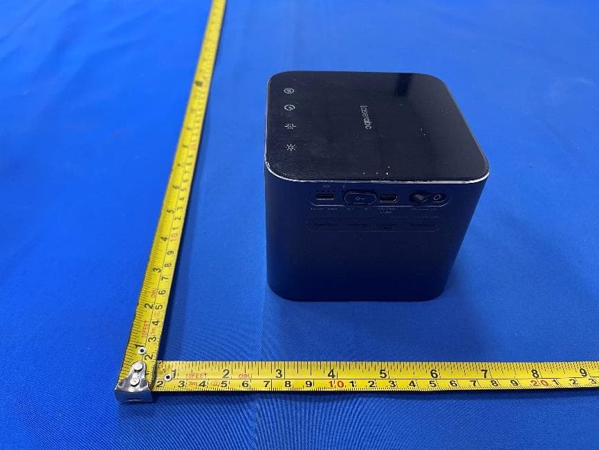laser show projector - FCC ID 2BXYT-A1-B5 - Shenzhen Beeblaser Technology Co., Ltd. (5)