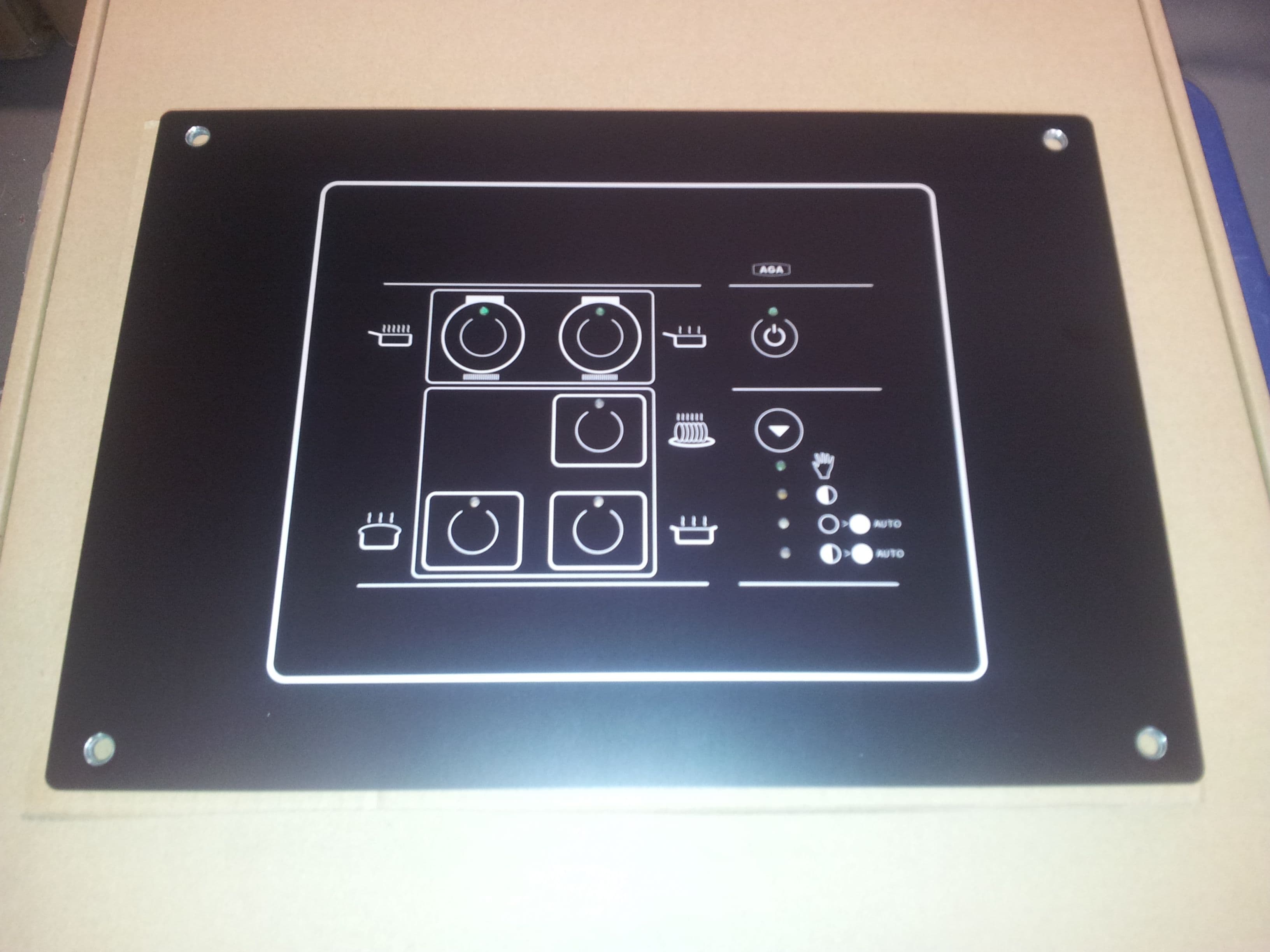 Low Powered Communication Device Fitted Into a Range Cooker - FCC ID A2M-AGA-TC3TEK - Aga Rangemaster