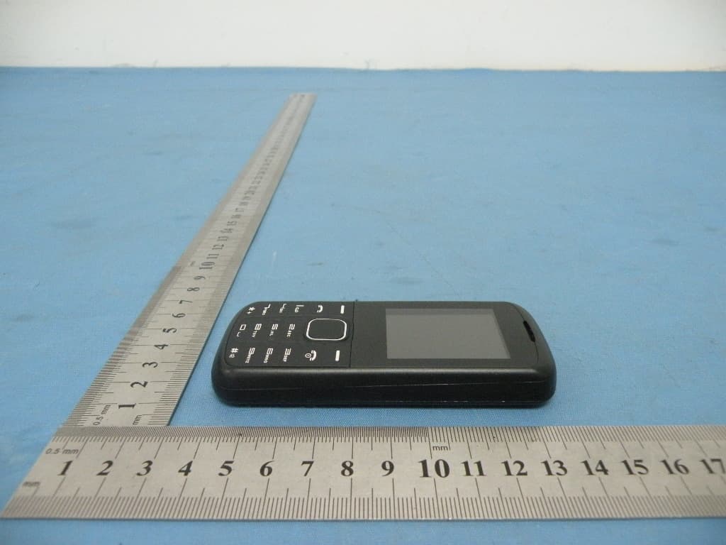 MOBILE PHONE - FCC ID A2SA208 - Cellrunners Distribution Corporation (4)