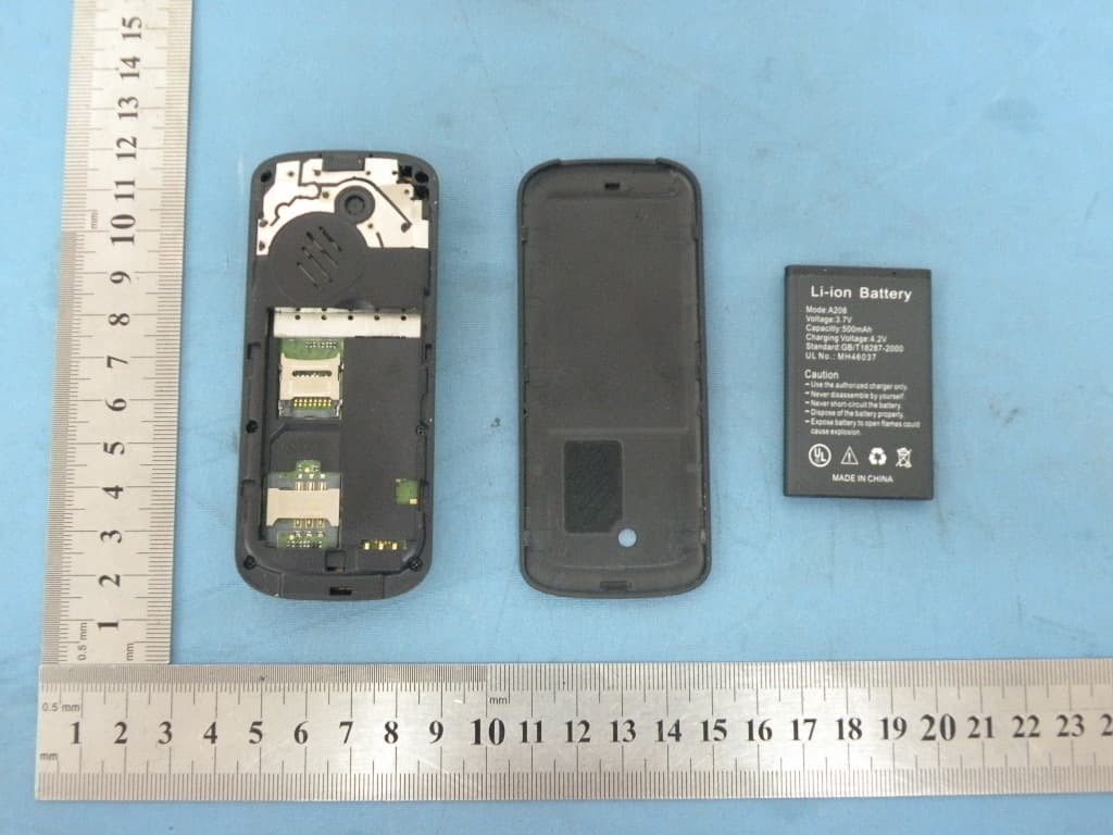 MOBILE PHONE - FCC ID A2SA208 - Cellrunners Distribution Corporation (1)