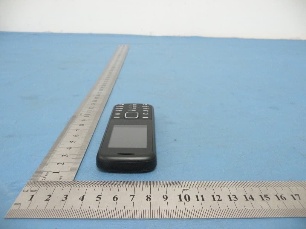 MOBILE PHONE - FCC ID A2SA208 - Cellrunners Distribution Corporation (5)