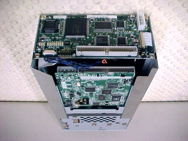 TRAVAN NS LOADER (SCSI DEVICE) - FCC ID A3DTL620NS - NEC Display Solutions of America, Inc. (1)