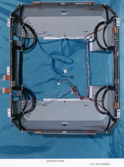 21" Color Monitor - FCC ID A3KM093 - Philips Electronics Industries (Taiwan) Ltd (4)