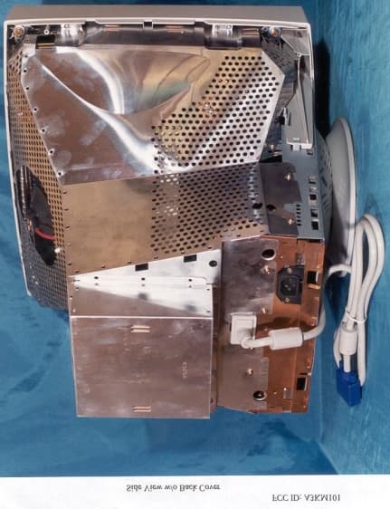19" Color Monitor - FCC ID A3KM101 - Philips Electronics Industries (Taiwan) Ltd (3)