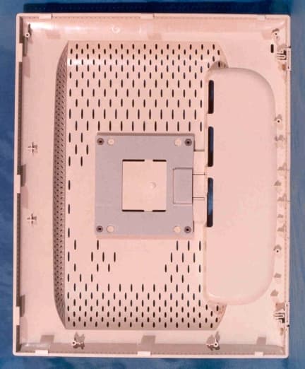 15" Color LCD Monitor - FCC ID A3KM103 - Philips Electronics Industries (Taiwan) Ltd (3)