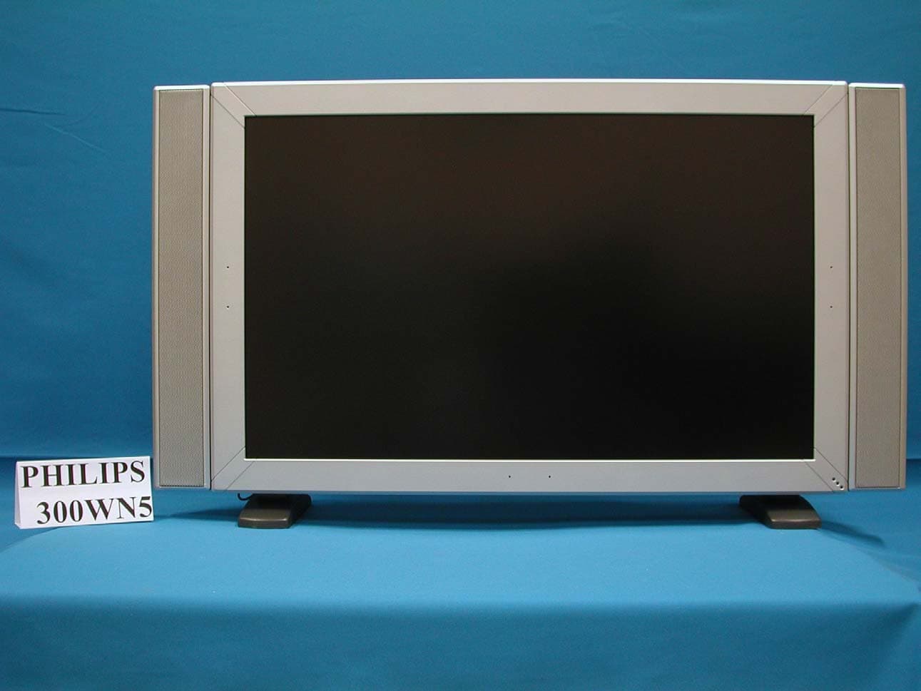 LCD / TV Monitor - FCC ID A3KM131 - Philips Electronics Industries (Taiwan) Ltd (3)