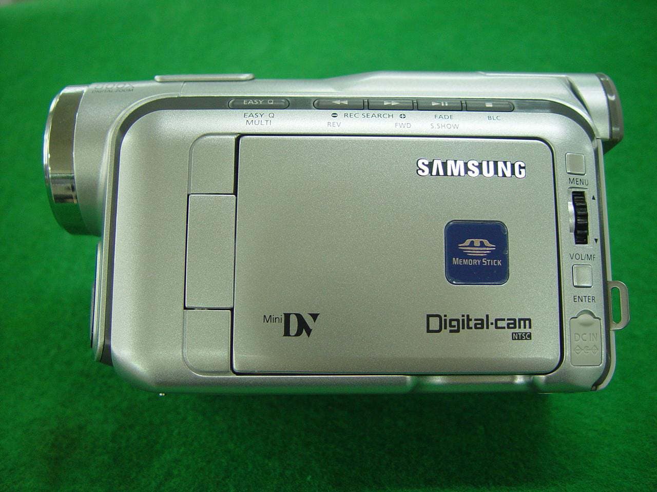 Digital Camcorder - FCC ID A3L04DELTA2 - Samsung Electronics Co Ltd (2)