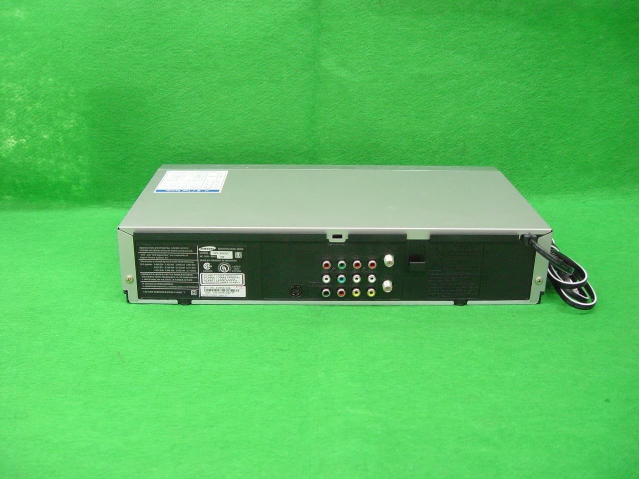 DVD/ VHS DUAL DECK - FCC ID A3L2004KAISER2 - Samsung Electronics Co Ltd (1)