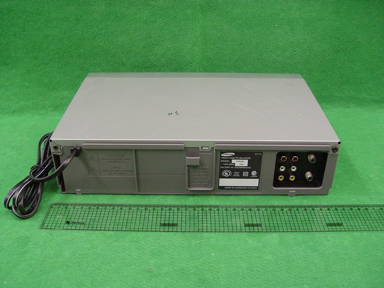 Video Cassette Recorder - FCC ID A3L2004KHAN2 - Samsung Electronics Co Ltd (4)