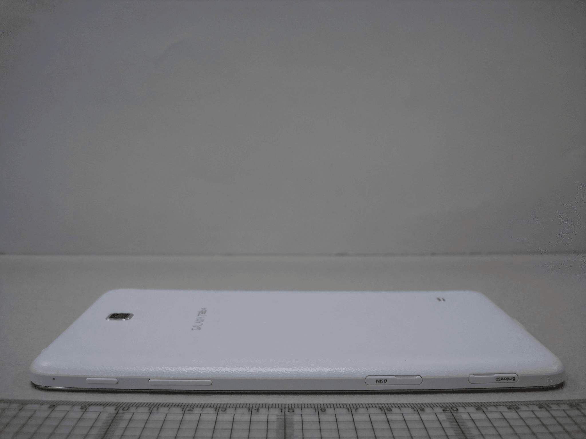 Multi-band GSM/EDGE Tablet with WLAN, Bluetooth and ANT+ - FCC ID A3L403SC - Samsung Electronics Co Ltd (3)