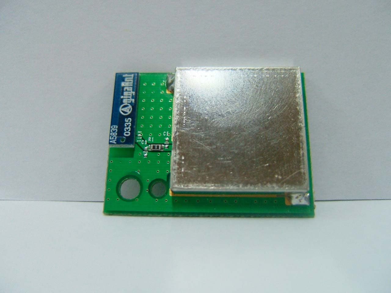 2 Channel Audio Transmitter - FCC ID A3LBTW200 - Samsung Electronics Co Ltd (2)